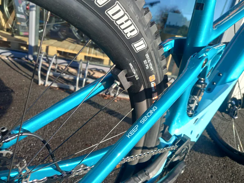 Orbea Wild M10 EMTB Full Sus Mountain Bike 2024 Large in Jade Green-2