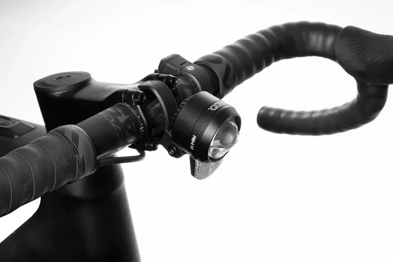 Acid Light Adapter FPILink Universal in Black-1