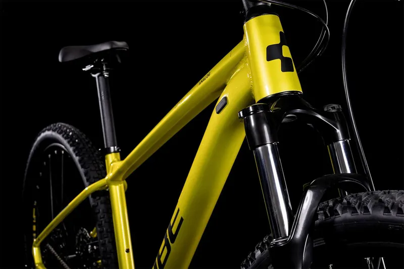 Cube Analog Hardtail Mountain Bike Flashlime/Black 2022-2