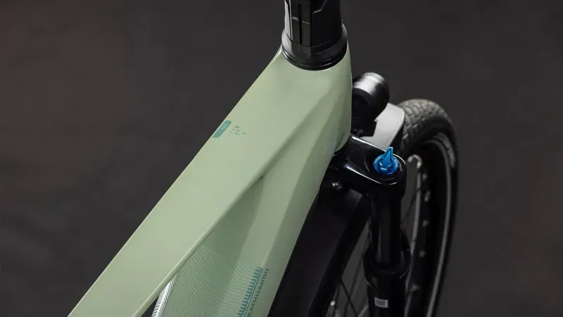 Cube Kathmandu Hybrid One 800 eHybrid Bike in Pea/Green-4