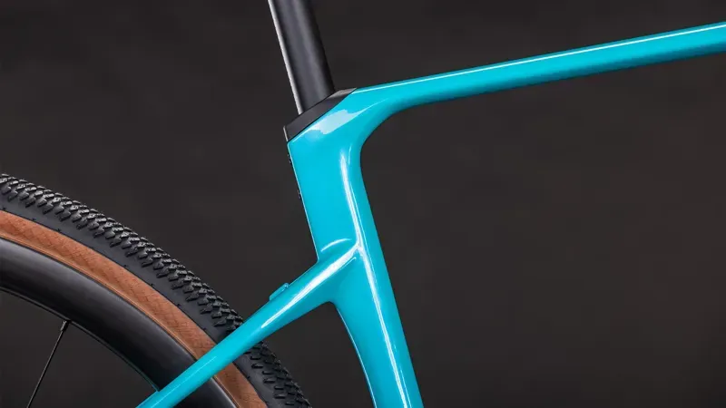 Cube Nuroad C:62 Pro Gravel Bike in Swimming Pool/Black 2026-2