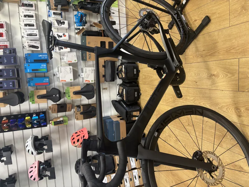 Ex - Demo Bike Cube Agree c:62 Pro Road Race Bike in Blackline 58cm-7