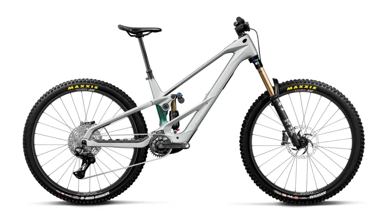 Wild Lt M10 Smooth Silver Matt - Escape Green CView My27