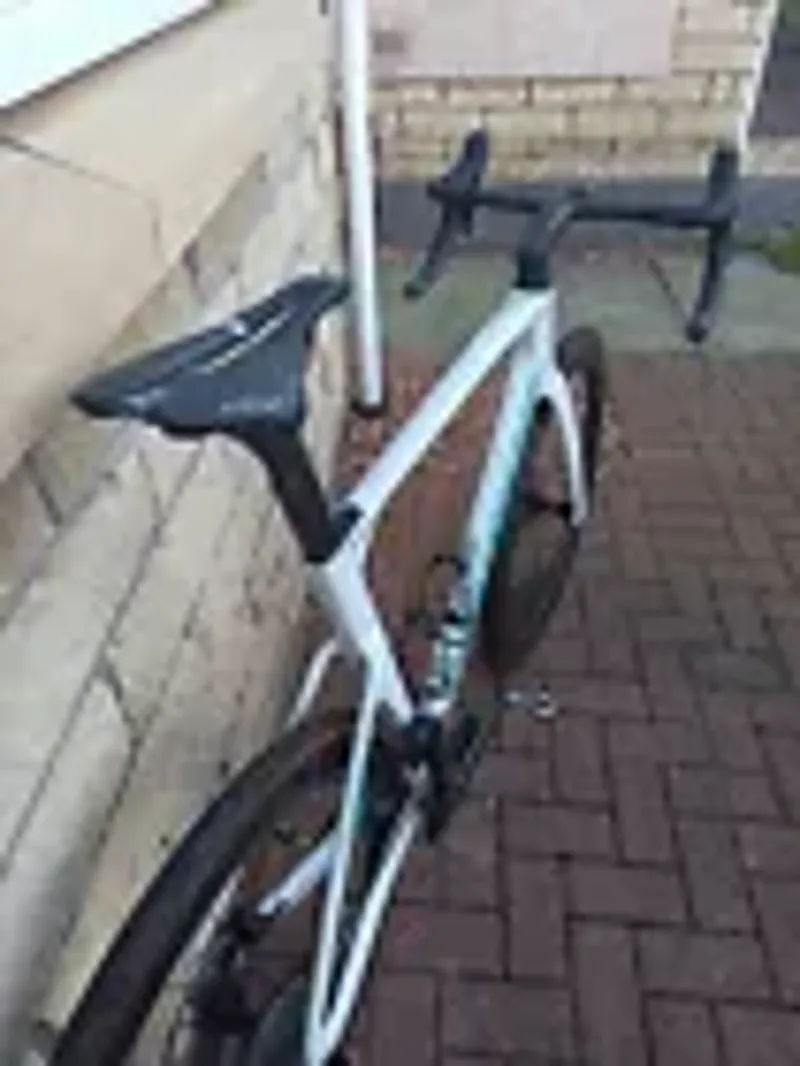 Ex Demo Reacto 9000 in White/Teal-6